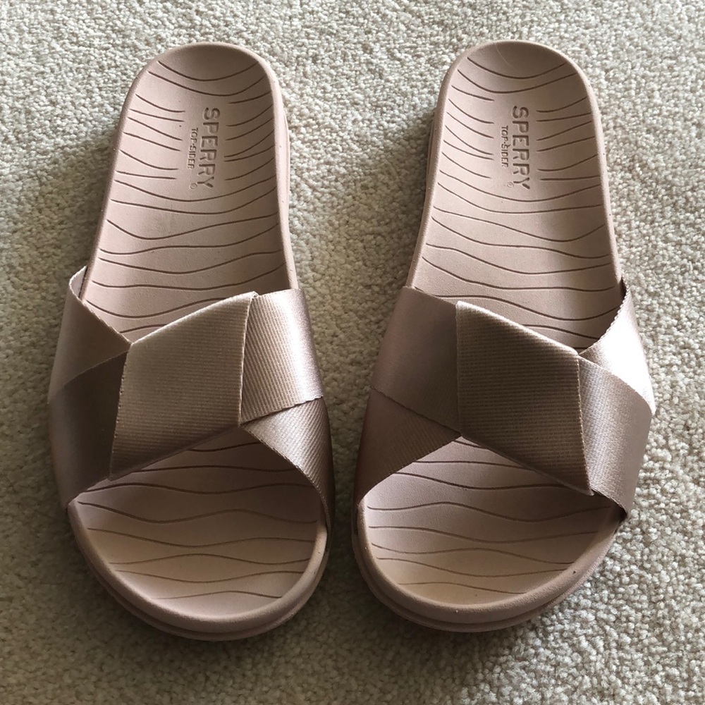 Sperry Aloha Pool Slide in Pink